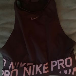 Nike Pro Intertwist